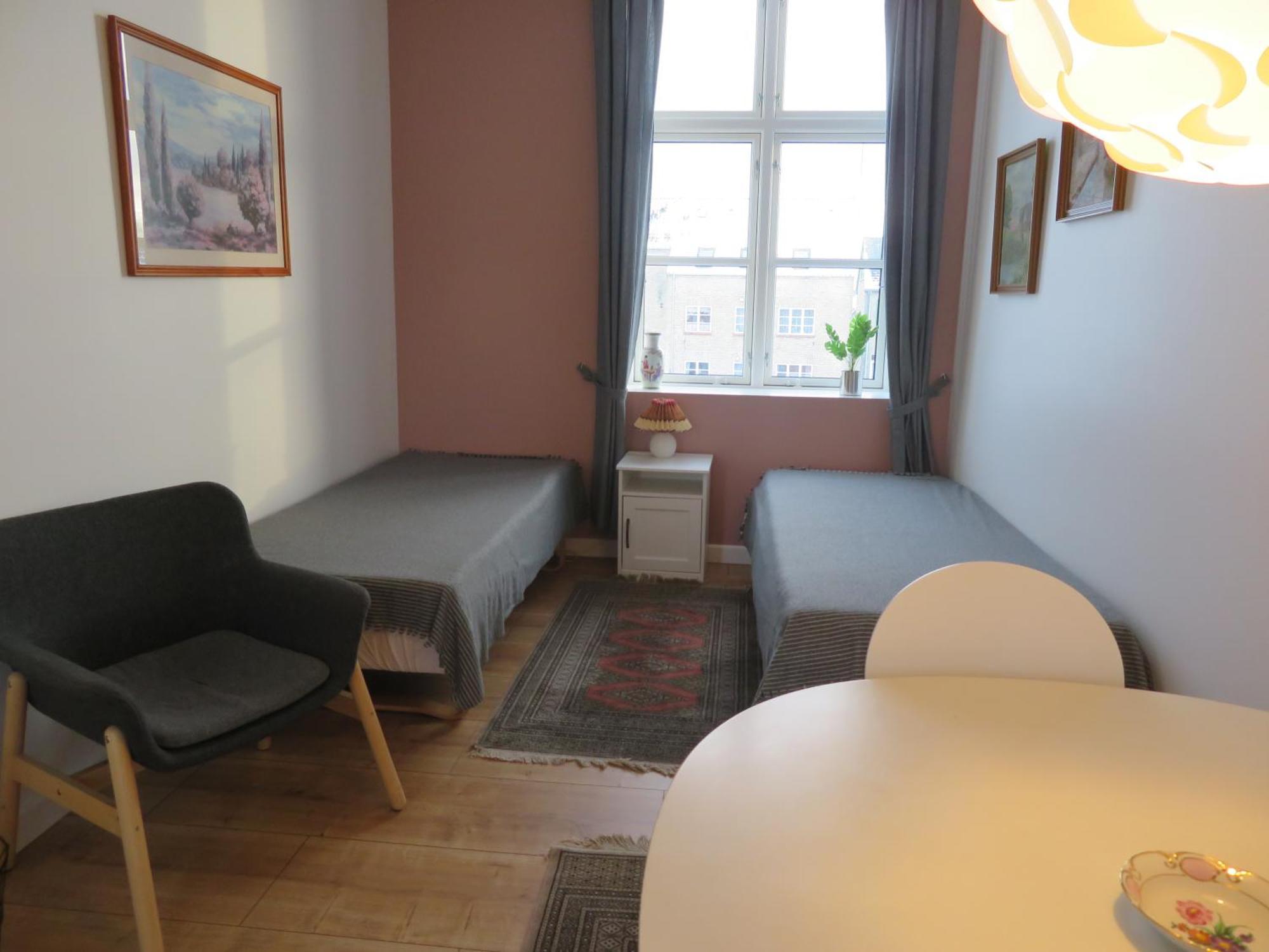 Den Lille Skole - Ferie Pa Aero I Marstal By - Vaerelser Hotel Buitenkant foto